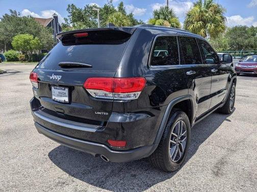 Photo 4 of 31 of 2019 Jeep Grand Cherokee Limited