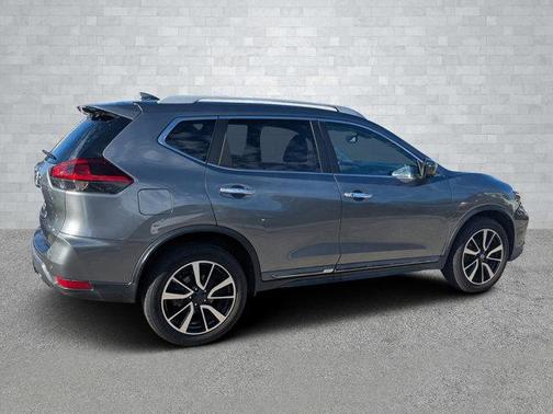 2020 Nissan Rogue SL