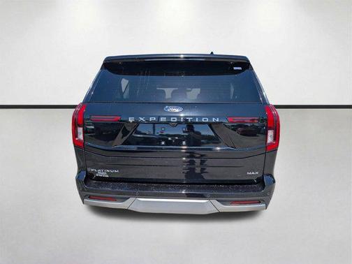 AGATE BLACK METALLIC 2025 Ford Expedition Max Platinum