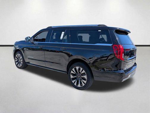 AGATE BLACK METALLIC 2025 Ford Expedition Max Platinum