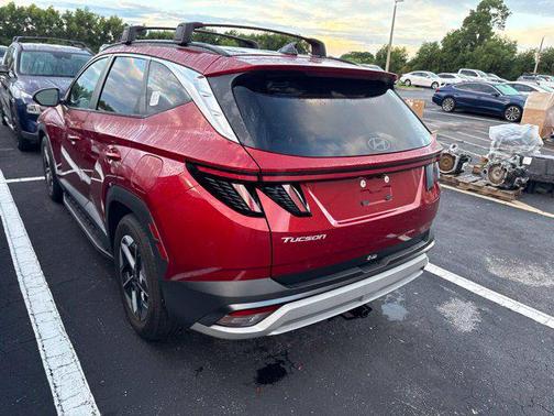 Ultimate Red 2025 Hyundai TUCSON SEL Convenience