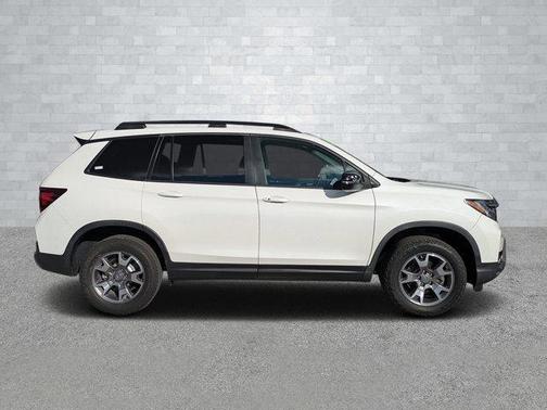 2023 Honda Passport AWD TrailSport