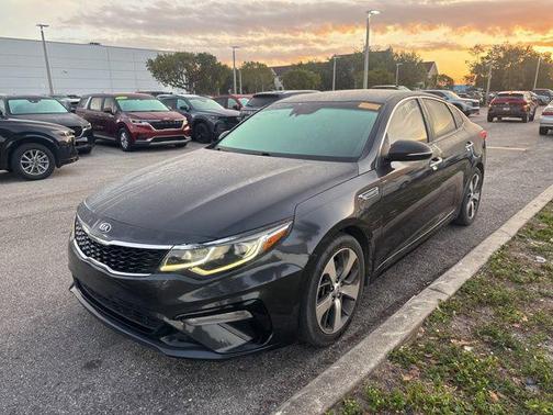 Platinum Graphite 2019 Kia Optima S