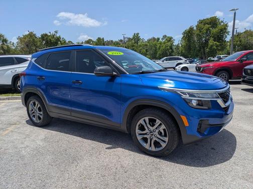 Neptune Blue 2022 Kia Seltos S