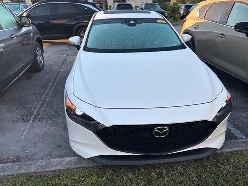 2022 Mazda Mazda3 FWD w/Preferred Package