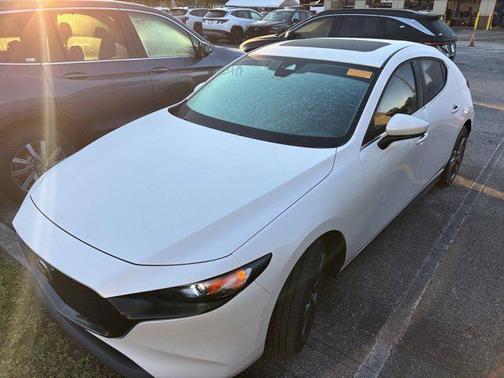 2022 Mazda Mazda3 FWD w/Preferred Package