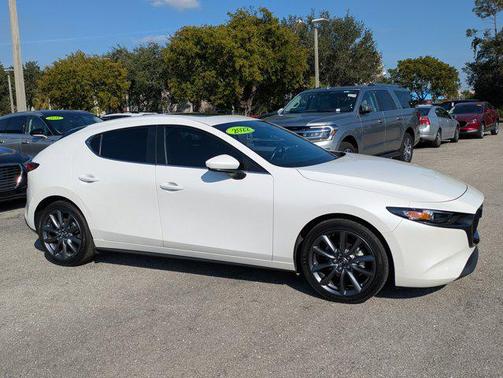 2022 Mazda Mazda3 FWD w/Preferred Package