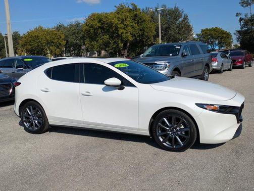 2022 Mazda Mazda3 FWD w/Preferred Package