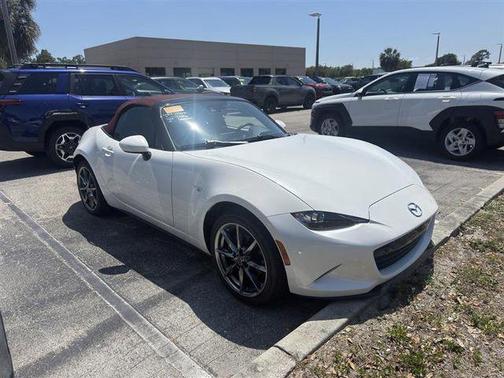 Snowflake White Pearl Mica 2018 Mazda MX-5 Miata Grand Touring