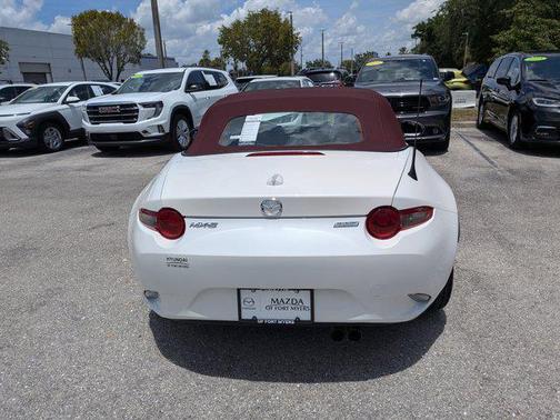 Snowflake White Pearl Mica 2018 Mazda MX-5 Miata Grand Touring