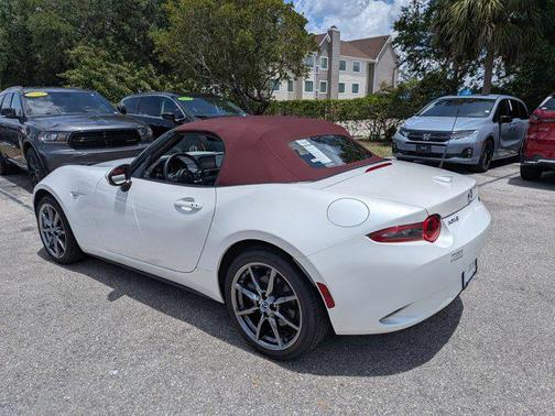 Snowflake White Pearl Mica 2018 Mazda MX-5 Miata Grand Touring