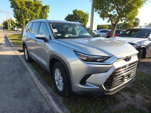 2024 Toyota Grand Highlander XLE