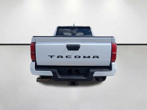 Ice Cap 2024 Toyota Tacoma SR5