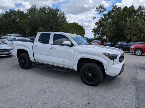 Ice Cap 2024 Toyota Tacoma SR5