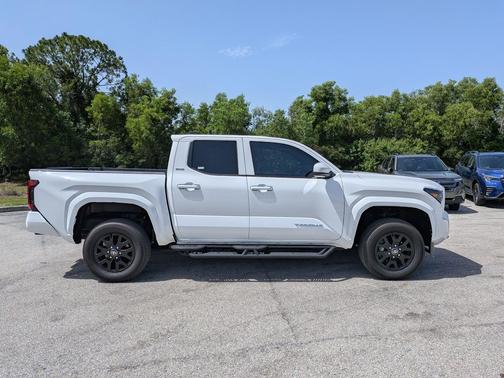 Ice Cap 2024 Toyota Tacoma SR5