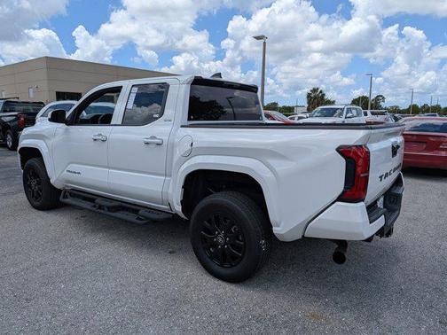 Ice Cap 2024 Toyota Tacoma SR5