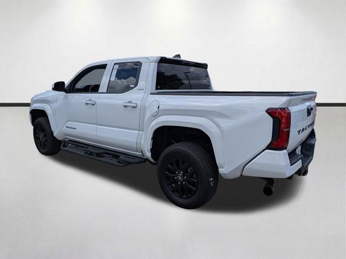 Ice Cap 2024 Toyota Tacoma SR5
