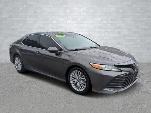 2019 Toyota Camry XLE