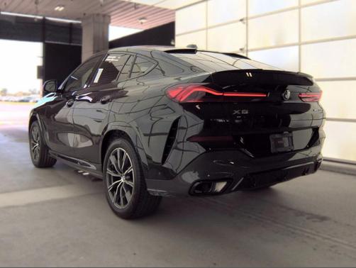 Black Sapphire Metallic 2026 BMW X6 xDrive40i