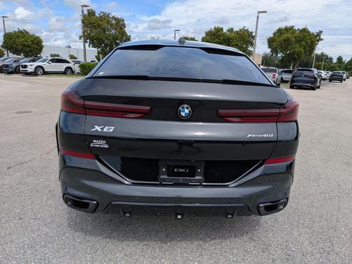 Black Sapphire Metallic 2026 BMW X6 xDrive40i