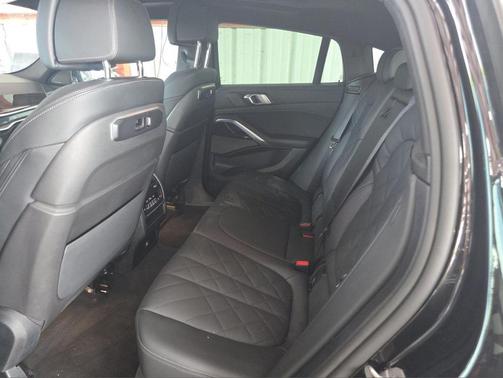 Black Sapphire Metallic 2026 BMW X6 xDrive40i