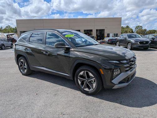 Rockwood Green 2025 Hyundai TUCSON SEL Convenience