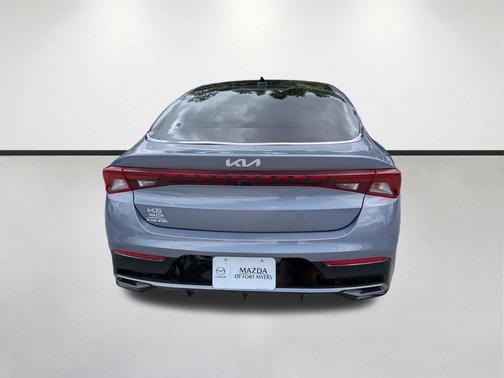 Everlasting Silver 2024 Kia K5 EX
