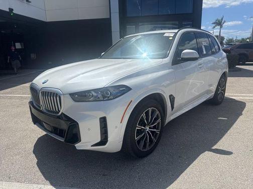 Mineral White Metallic 2026 BMW X5 xDrive40i