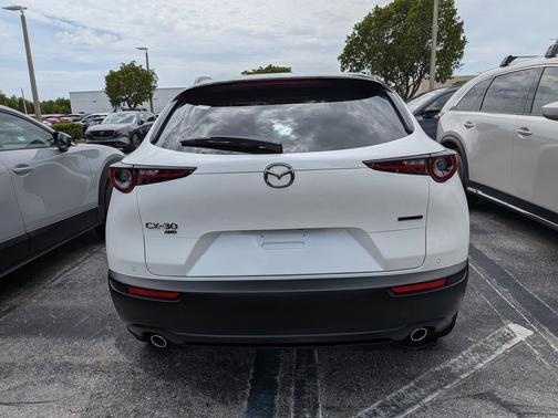 Snowflake White Pearl Mica 2026 Mazda CX-30 2.5 S