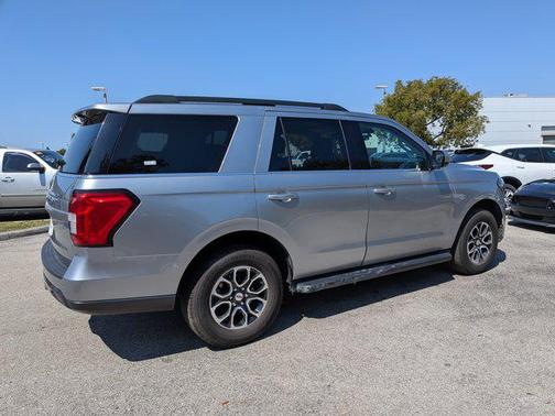 2024 Ford Expedition XLT