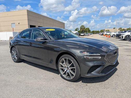 2025 Genesis G70 2.5T RWD