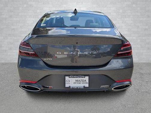 2025 Genesis G70 2.5T RWD