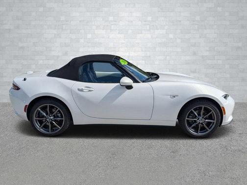2016 Mazda MX-5 Miata Grand Touring
