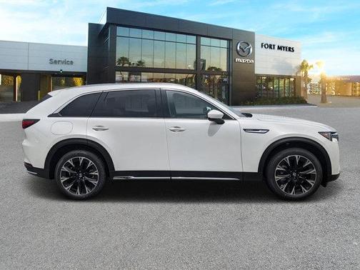 2025 Mazda CX-90 PHEV Premium Plus