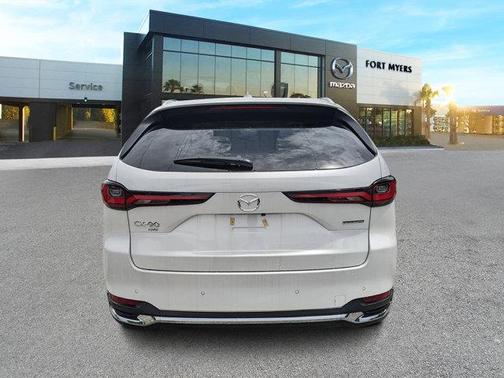 2025 Mazda CX-90 PHEV Premium Plus