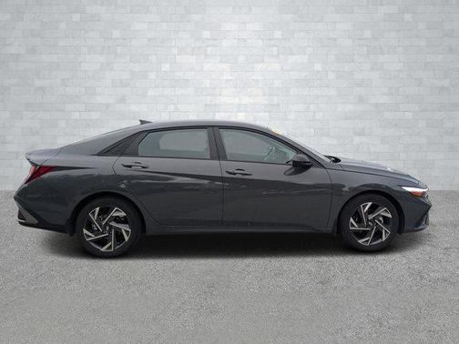 2025 Hyundai ELANTRA Sport