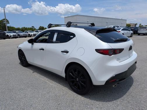 Snowflake White Pearl Mica 2021 Mazda Mazda3 FWD w/Premium Package