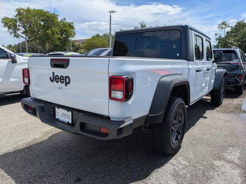 Bright White Clearcoat 2025 Jeep Gladiator Sport S