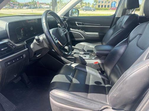 Everlasting Silver 2025 Kia Telluride S