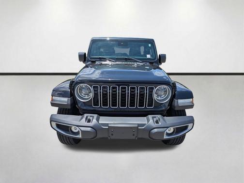 Black Clearcoat 2025 Jeep Wrangler 4-Door Sahara 4x4
