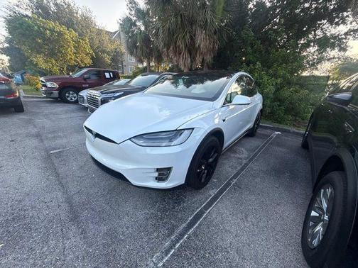 Pearl White Multi-Coat 2021 Tesla Model X Performance Dual Motor All-Wheel Drive