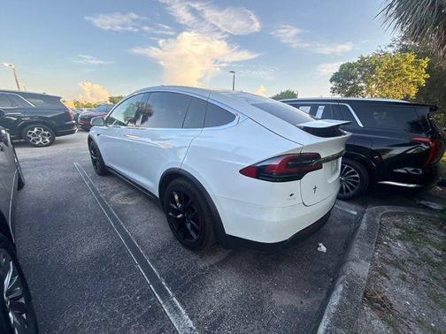 Pearl White Multi-Coat 2021 Tesla Model X Performance Dual Motor All-Wheel Drive