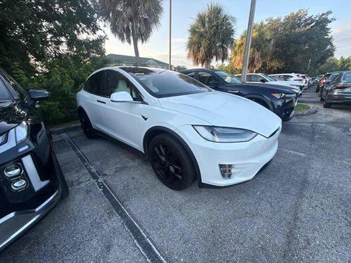 Pearl White Multi-Coat 2021 Tesla Model X Performance Dual Motor All-Wheel Drive