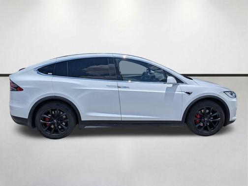 Pearl White Multi-Coat 2021 Tesla Model X Performance Dual Motor All-Wheel Drive
