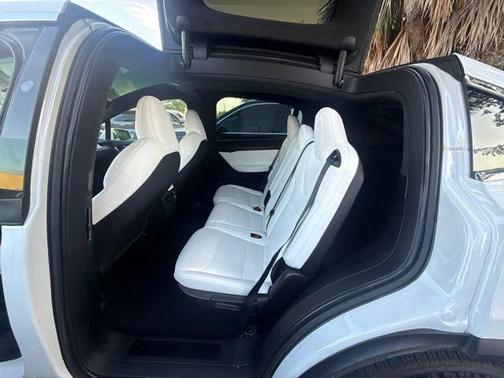 Pearl White Multi-Coat 2021 Tesla Model X Performance Dual Motor All-Wheel Drive