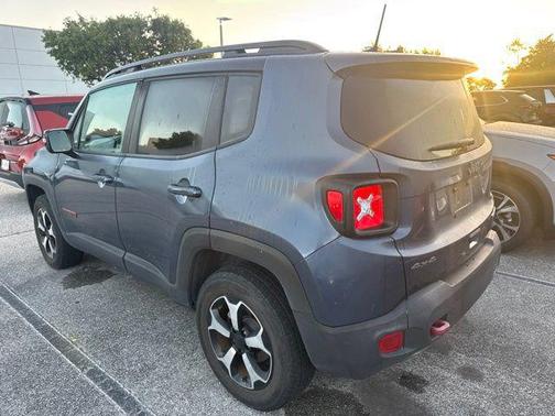 Slate Blue Pearlcoat 2022 Jeep Renegade Trailhawk