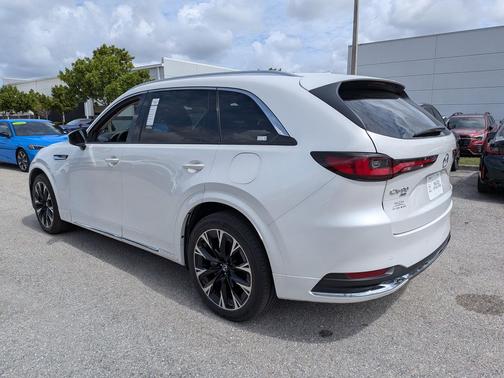 Rhodium White Premium 2024 Mazda CX-90 3.3 Turbo S