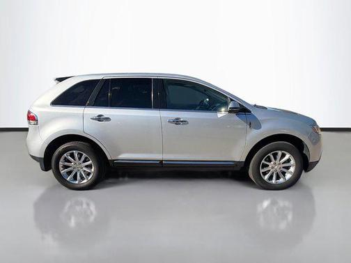 2014 Lincoln MKX Base