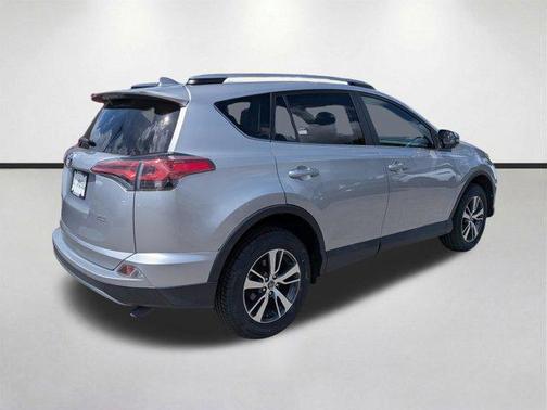 Silver Sky Metallic 2017 Toyota RAV4 XLE