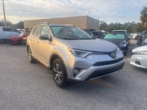 Silver Sky Metallic 2017 Toyota RAV4 XLE